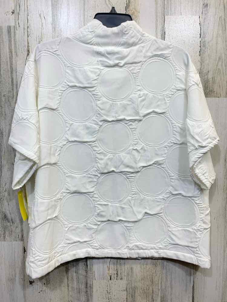 PRE-OWNED BEAU JOURS Size M White Solid SHORT SLEEVES Blouse/MOCK NECK BATWING T