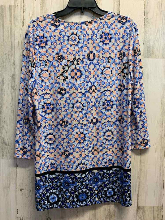 PRE-OWNED EASYWEAR Tops Size 1 WHITE/BLUE/PEACH/BLACK MEDALLION Blouse/LONG SLEE