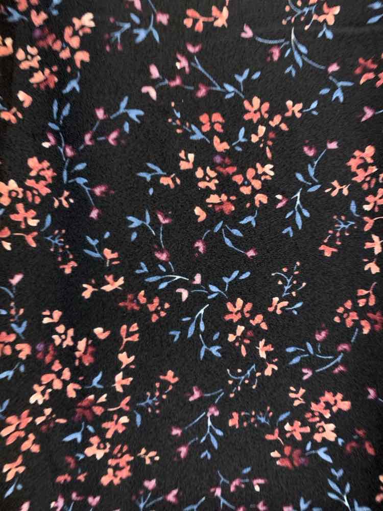 PRE-OWNED HILARY RADLEY/3/4 SLEEVE RELAXED FIT SPLIT V-NECK