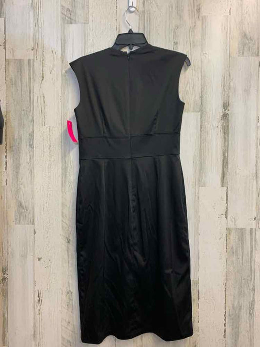 PRE-OWNED WHITE HOUSE/BLACK MARKET Size 8P Black Dress/SATIN /SQUARE NECK