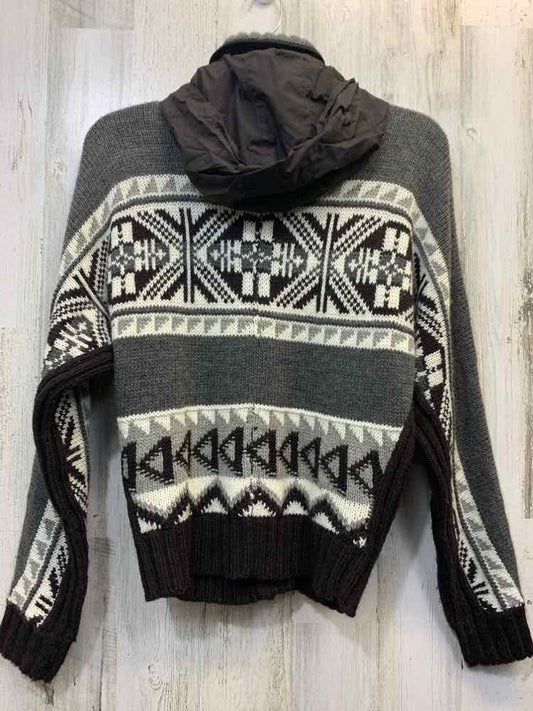 LAUREN ACTIVE Tops Size S GRAY/DARK BRN/WHT NORDIC HOOD Sweater