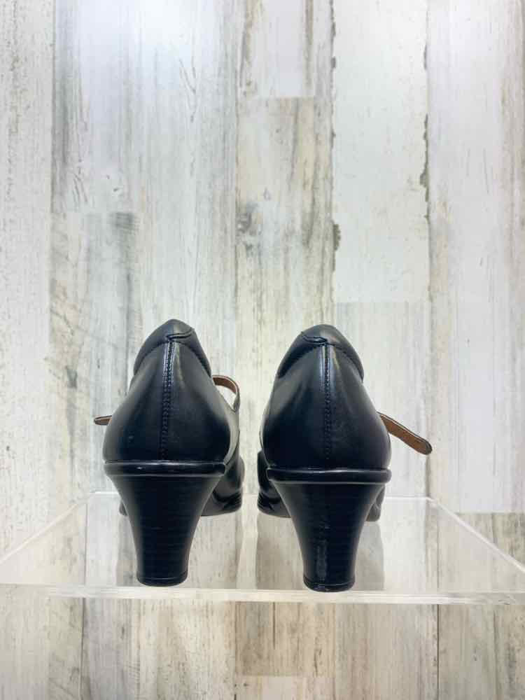 PRE-OWNED Black Size 7.5 Shoes/BLACK LEATHER EARTH SPIRIT CLASSICS LOW HEEL. ADJ