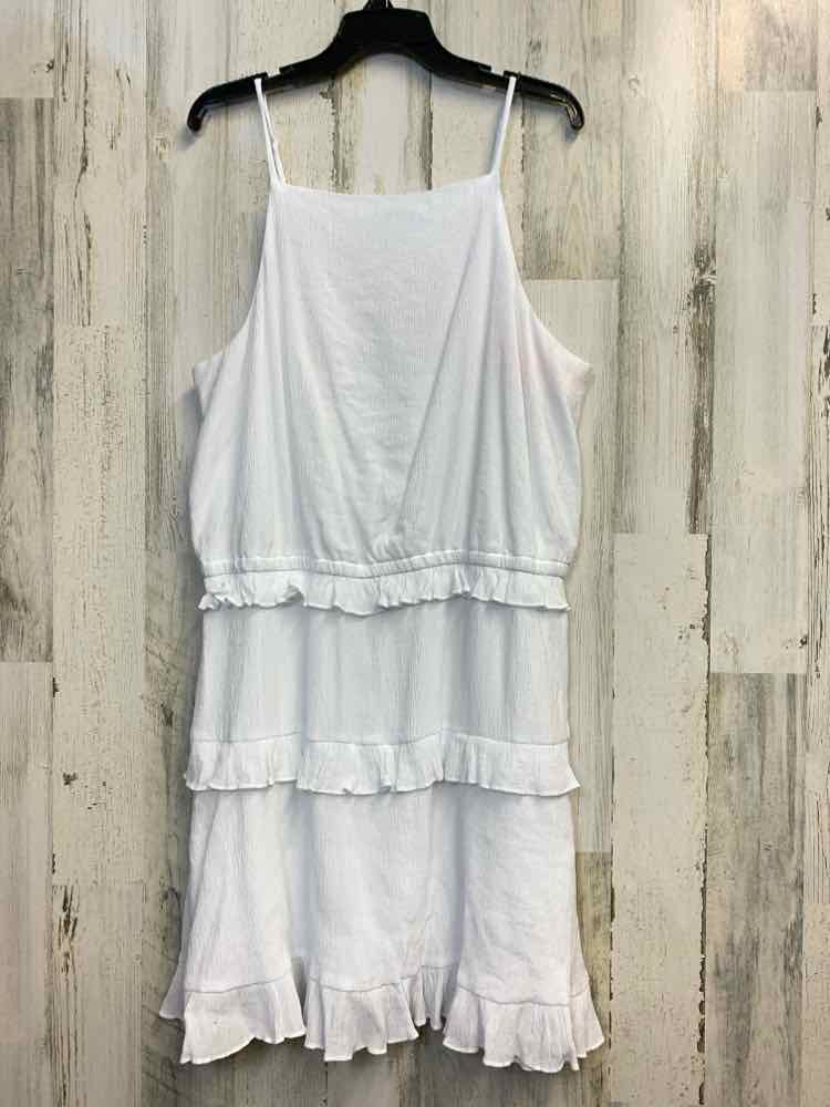 PRE-OWNED BAR lll Dresses and Skirts Size XL White Solid SPAGHETTI STRAP Dress/S