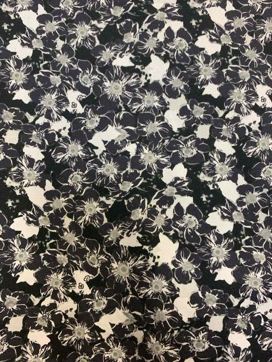 PRE-OWNED TRANQUILITY Dresses and Skirts Size M BLK/WHT Floral SKORT Skirt