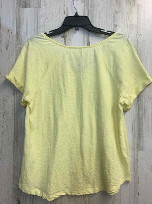 PRE-OWNED 1775 Tops Size M Yellow Solid SHORT SLEEVES TOP