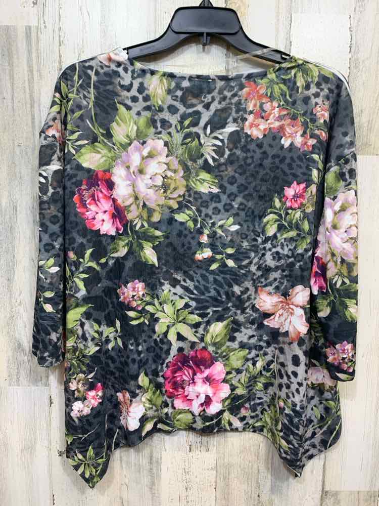 NWT TIME AND TRUE Tops Size L EARTH TONES CHEETAH & FLOWERS 3/4 LENGTH Shirt/3/4