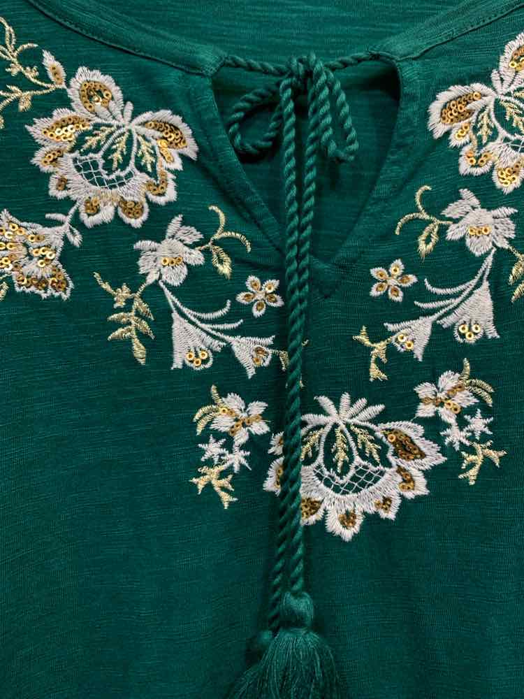 NWT STYLE & CO/EMBROIDERED LONG SLEEVE TASSLE TIE NECK PEASANT TOP