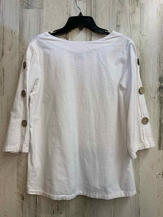 SEA BREEZE Tops Size M White 3/4 LENGTH TOP