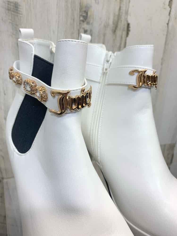 Juicy Couture SHOES Shoe Size 10 White Faux LeatherBLOCK HEEL RHINESTONE STRAP