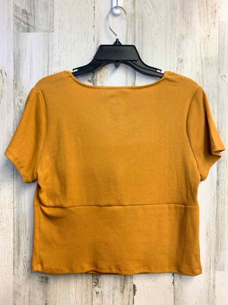 PRE-OWNED SPA BY DELICATES Tops Size XL Mustard SHORT SLEEVES TOP