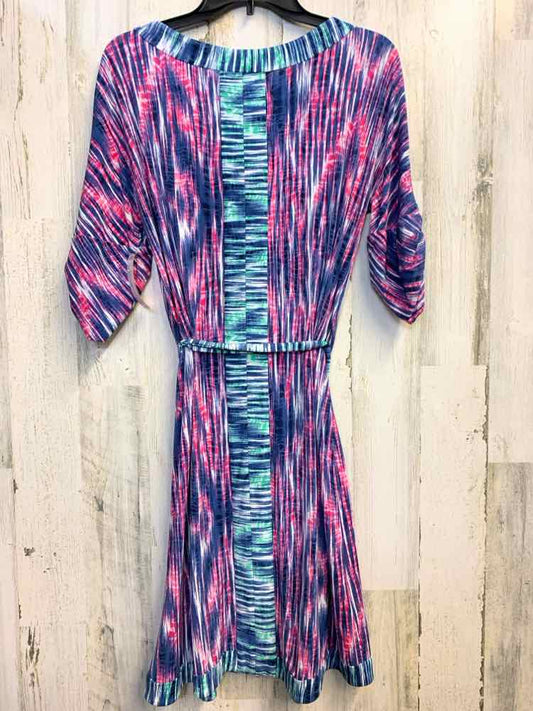 BCBGMAXAZRIA Dresses and Skirts Size M BLU/GRN/HT PINK/WHT Stripe Dress