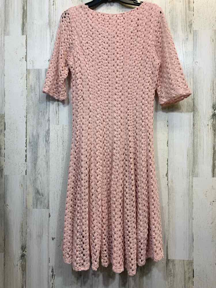 PRE-OWNED CHRIS McLaughlin Dresses and Skirts Size 12 BABY PINK CROCHET Dress/B