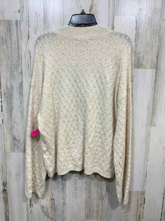 NWT ON 34TH Size M Tops Cream LONG SLEEVE CHEVRON TEXTURED KNIT SWEATER