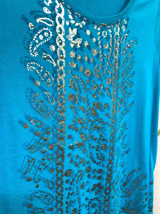 PRE-OWNED ZENERGY BY CHICO'S/SEQUIN/METALLIC EMBELLISHED PAISLEY PRINT TEE