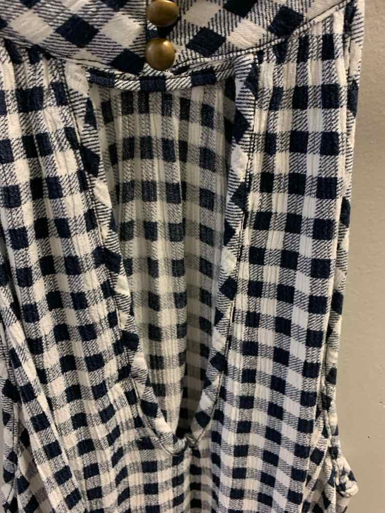 XHILARATION Tops Size S NVY/WHT Checkered SLEEVELESS TOP