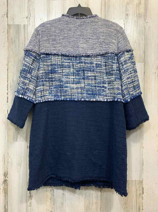 NWT CHICOS JACKETS / COATS Size 2 BLU/WHITE COAT Coat/BLUE/WHITE LARGE 3 BUTTON