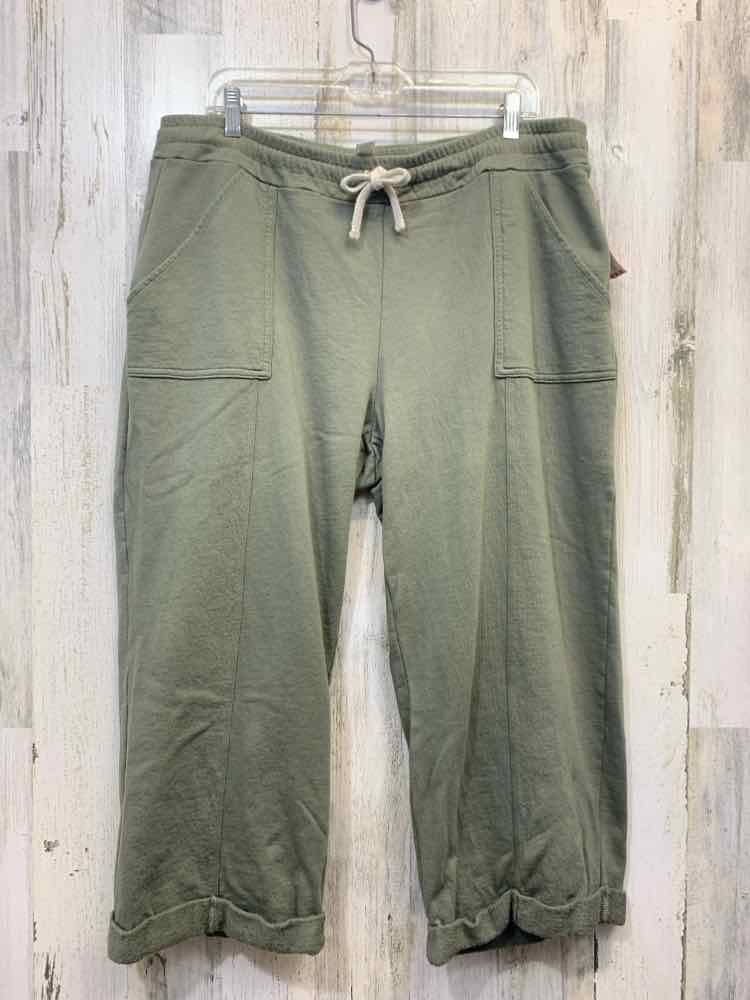 PRE-OWNED CHICOS BOTTOMS 10 Olive Solid JOGGER Activewear/OLIVE JOGGER ACTIVE PA