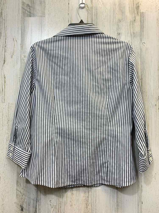 PRE-OWNED JONES NEW YORK Tops Size M GRAY/WHITE STRIPES BUTTON UP TOP