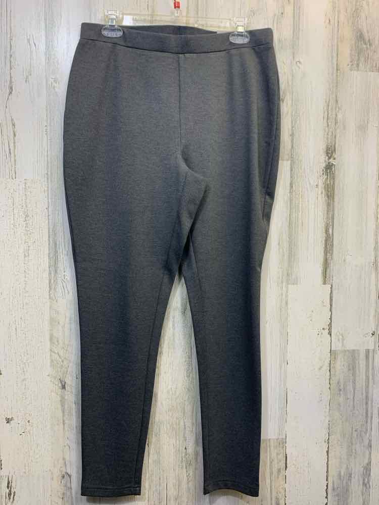 NWT Size 2 CHICOS BOTTOMS DARK GRAY Solid PANTS Pants/CASUAL DARK GRAY STRETCHY