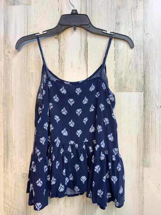 PRE-OWNED OLD NAVY Tops Size M Navy Floral SPAGHETTI STRAP TOP