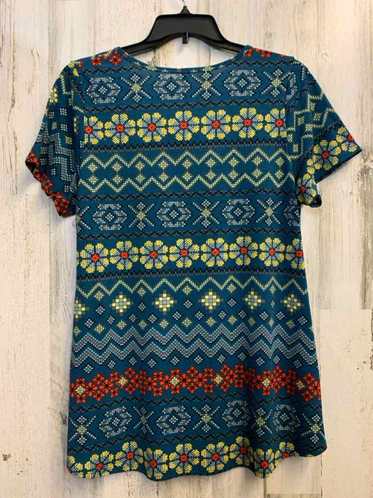 PRE-OWNED LULAROE Tops Size XL Teal SHORT SLEEVES TOP
