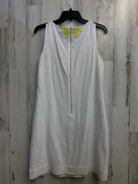 PRE-OWNED VINEYARD VINES Dresses and Skirts Size 8 WHT/YELLOW SLEEVELESS Dress