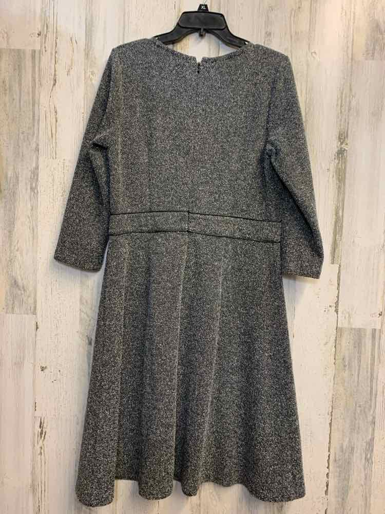 PRE-OWNED TALBOTS Dresses and Skirts Size 10 BLACK/WHITE TWEED A-LINE Dress/BLAC
