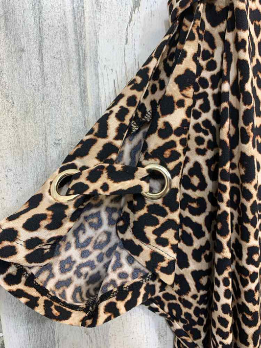 PRE-OWNED BOLD ELEMENTS Tops BROWN/BLACK CHEETAH SPLIT SLEEVE TOP/CHEETAH PRINT