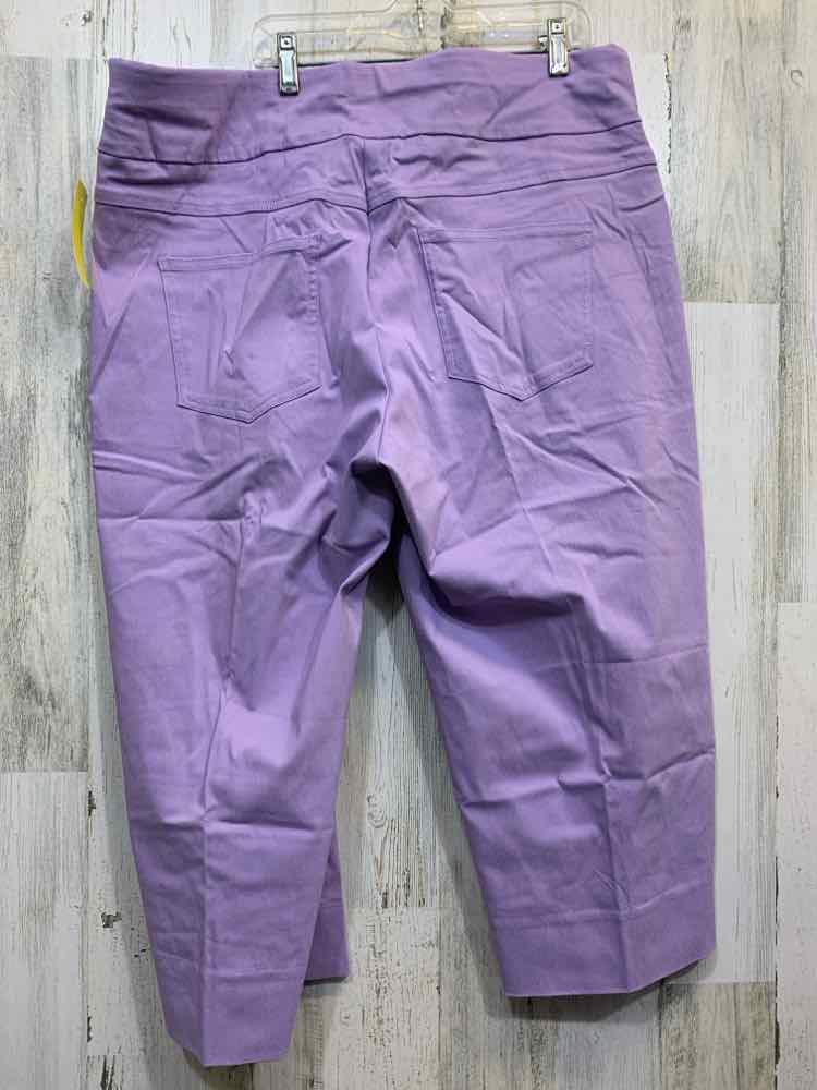 PRE-OWNED Size 18W RUBY RD BOTTOMS LILAC Solid CAPRI Pants