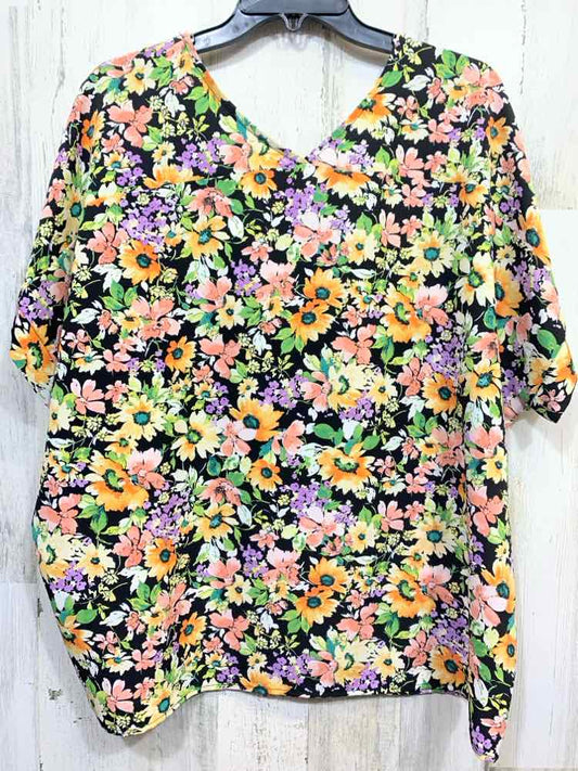 NWT JODIFL Tops Size M WHT/PRPL/YLOW Floral BAT SLEEVES/V NECK Blouse