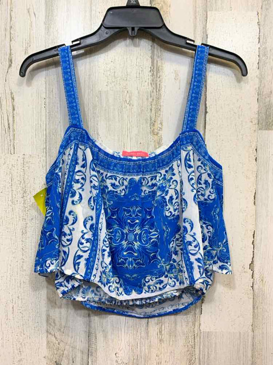 PRE-OWNED FLYING TOMATO Dresses and Skirts Size S BLU/WHITE Floral CROP Blouse
