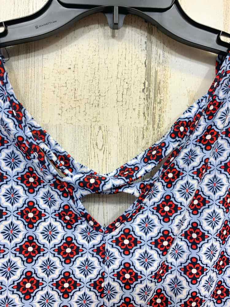PRE-OWNED ROZ&ALI Tops Size PLUS BLUE/RED/WHT MEDALION SHORT SLEEVES Shirt/SHORT