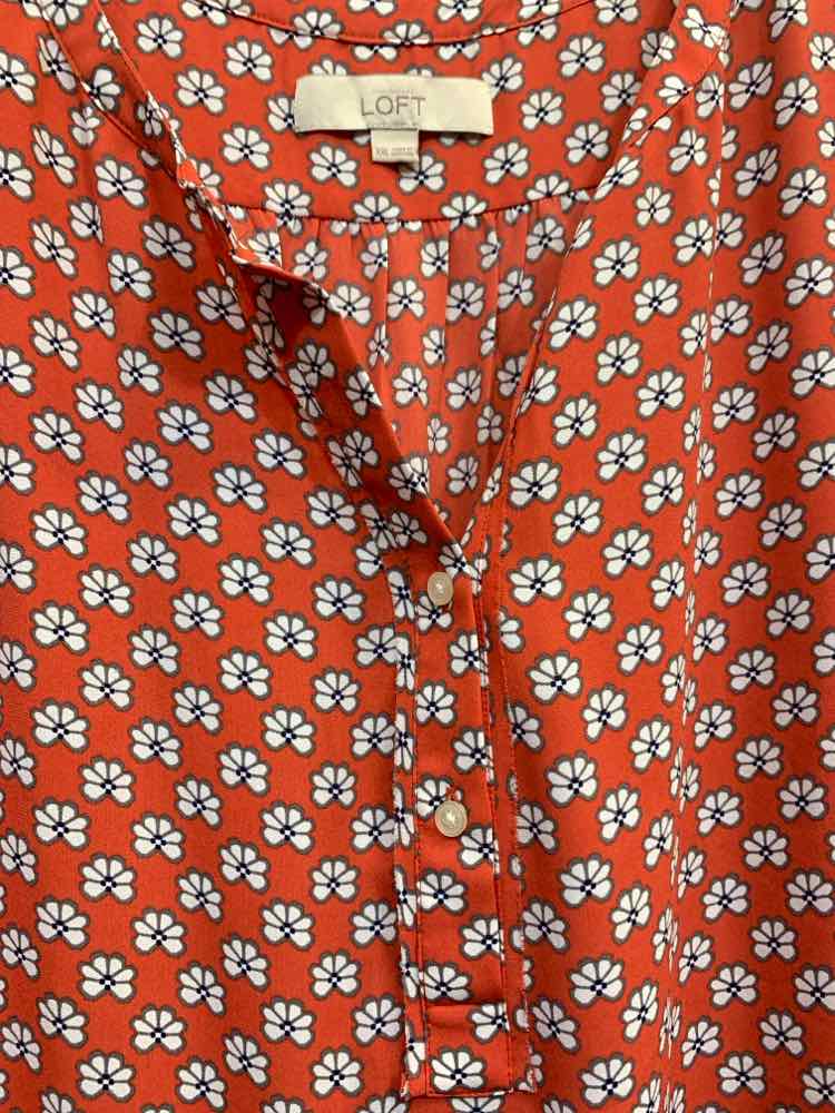 PRE-OWNED LOFT Tops Size XXL ORG/WHT/BLK Floral SLEEVELESS Blouse