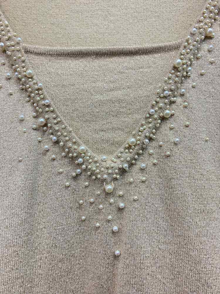 EAST 5TH Tops Size L Gold SWEATER Sweater