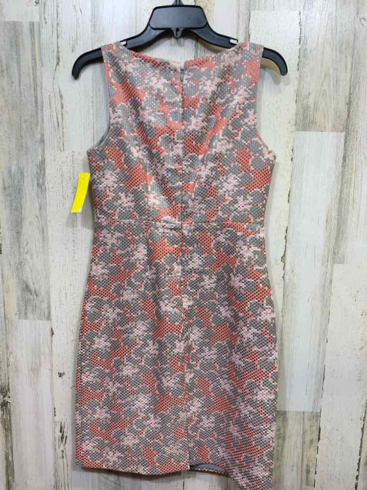 PRE-OWNED THE LIMITED Dresses and Skirts Size 4 GRAY/RED/PINK/WHITE SHEATH Dress