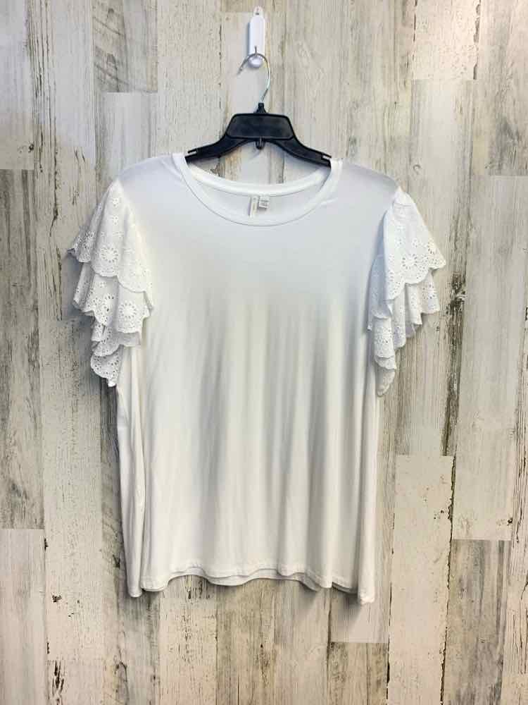 PRE-OWNED CATO Tops Size 18/20 White Solid SHORT SLEEVES/WHITE SHORT SLEEVE W/ E