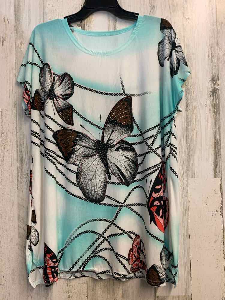 PRE-OWNED Tops Size osfm AQUA/WHT BUTTERFLY SHORT SLEEVES TOP