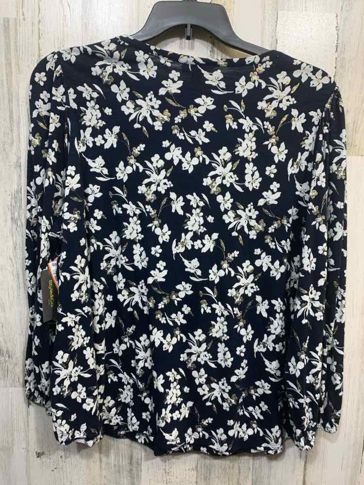 NWT STYLE & CO Tops Size 1X NAVY/WHT Floral PUFF SLEEVES Blouse