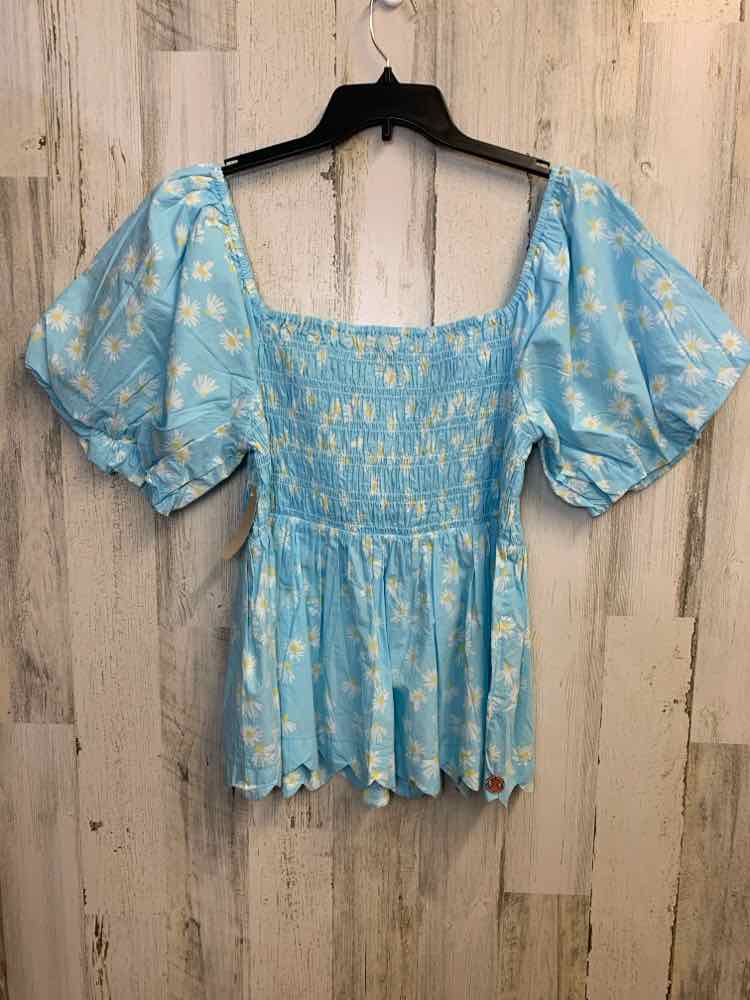 PRE-OWNED SIMPLY SOUTHERN Tops Size XL SKY BLUE Floral SHORT SLEEVES TOP
