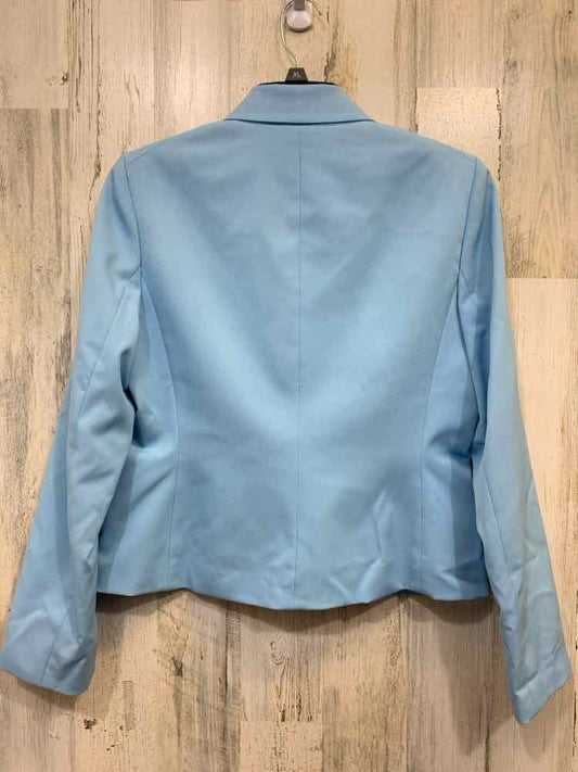 NWT ANNE KLEIN Tops Size 6 LIGHT BLUE Solid BUTTON DOWN Blazer/V NECK COLLAR