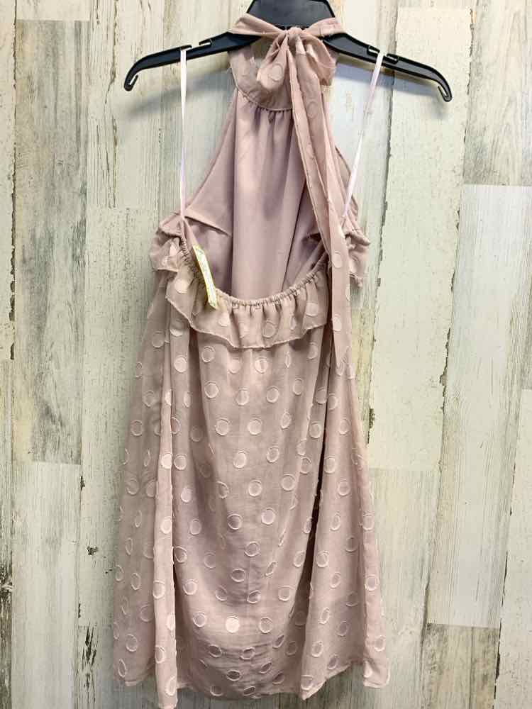 PRE-OWNED SHE + SKY Dresses and Skirts Size M LIGHT PINK HALTER Dress/TIE BACK