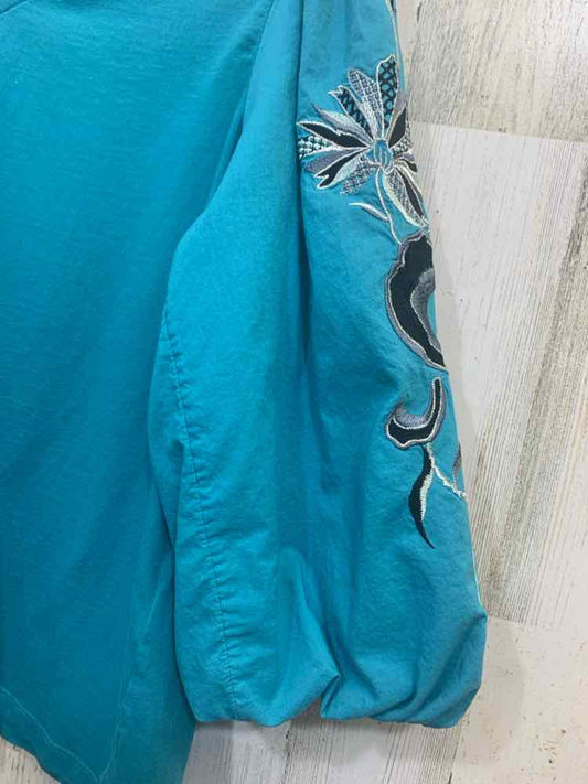 PRE-OWNED CHICO'S Tops Size S TEAL/BLK/WHT Floral VNECK Blouse