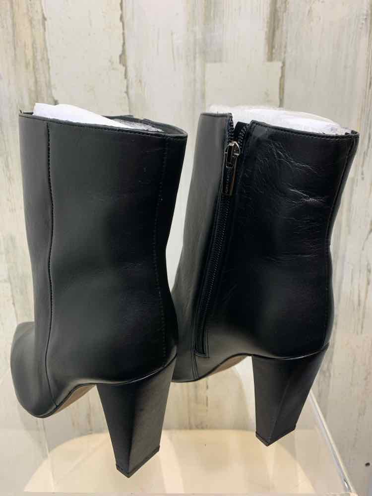 NWT VINCE CAMUTO SHOES Shoe Size 7.5 Black ANKLE Boots