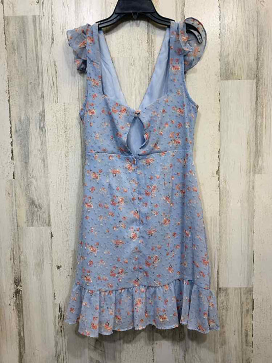 PRE-OWNED DEE ELLY Dresses and Skirts Size L BLU/WHT/PNK Floral Dress/RUFFLE SLE