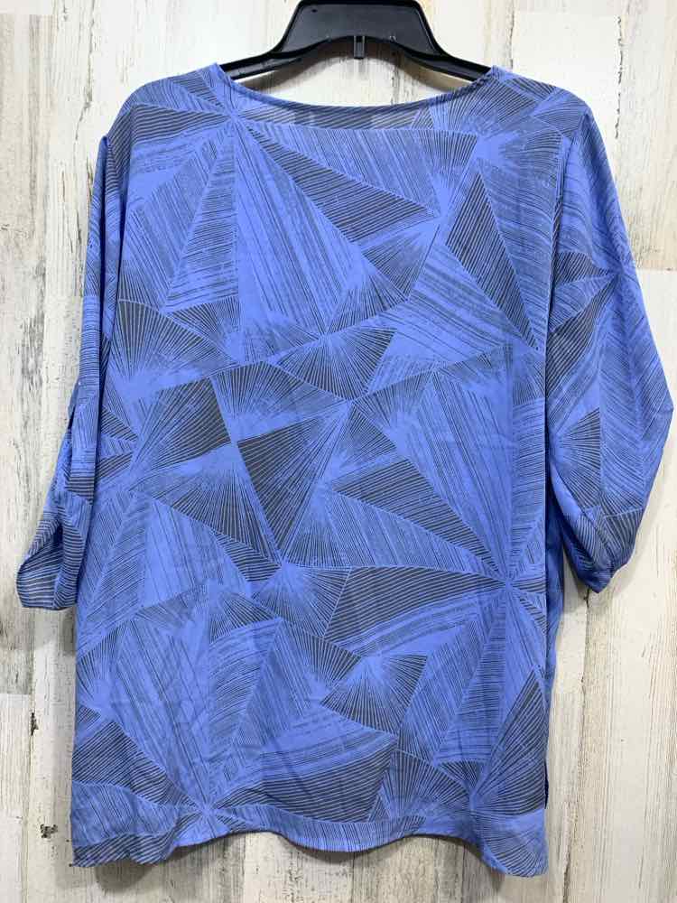 NWT APT. 9 Tops Size L LGT BLU/GRY Print CUFFED SLV Blouse