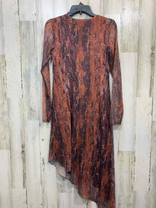 NWT OAK & TRELLIS Dresses and Skirts Size M RUST/BLK/WINE SNAKE PRINT Dress