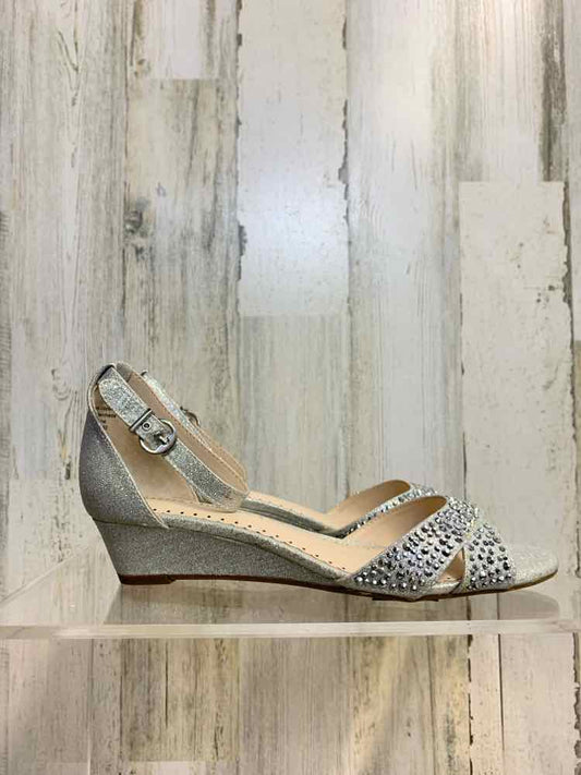 NWT CHARTER CLUB SHOES Shoe Size 7 Silver WEDGE Shoes