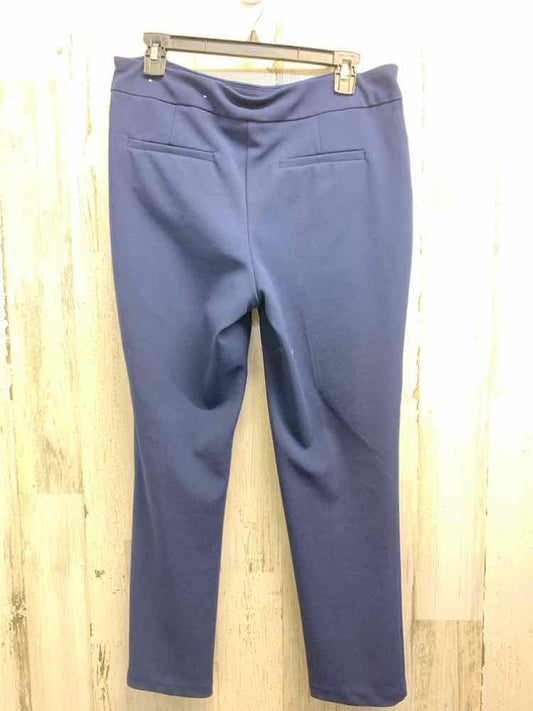 PRE-OWNED Size M CATO BOTTOMS Navy Solid CAPRI Pants/MIDRISE STRETCH WAIST 2 FRO