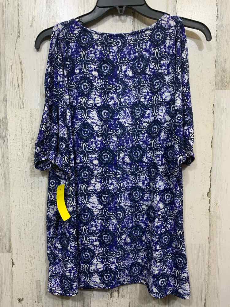 PRE-OWNED JONES NEW YORK/SHORT-SLEEVE BOATNECK TOP W/ MEDALLION PATTERN