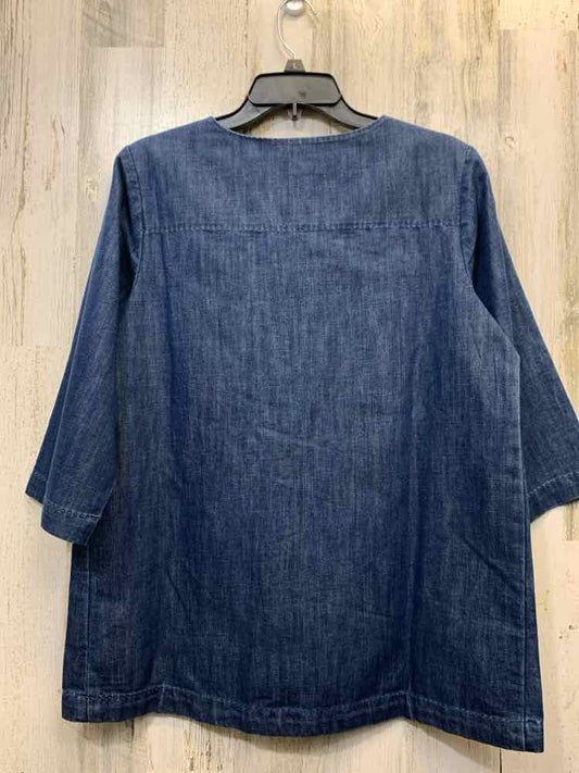MARTHA STEWART Tops Size S Blue Denim 3/4 LENGTH TOP